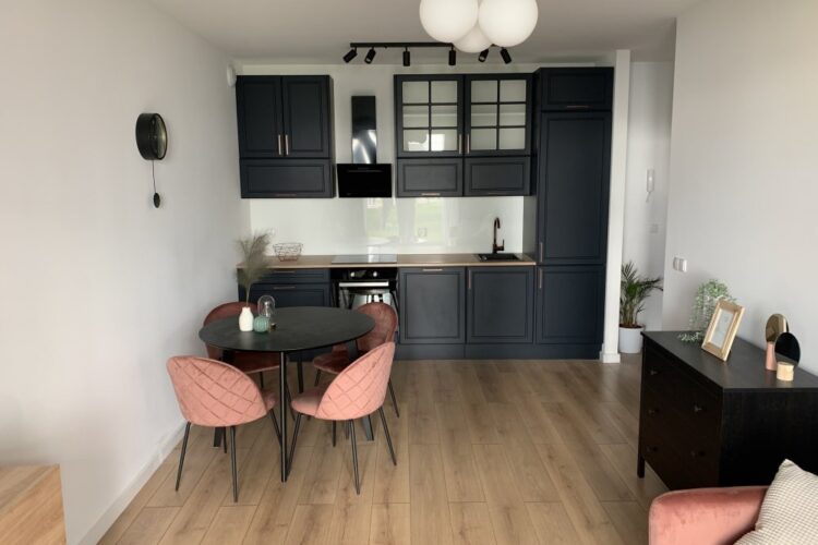 Kompleksowe wykończenie apartamentu – Gdynia deweloper Invest Komfort